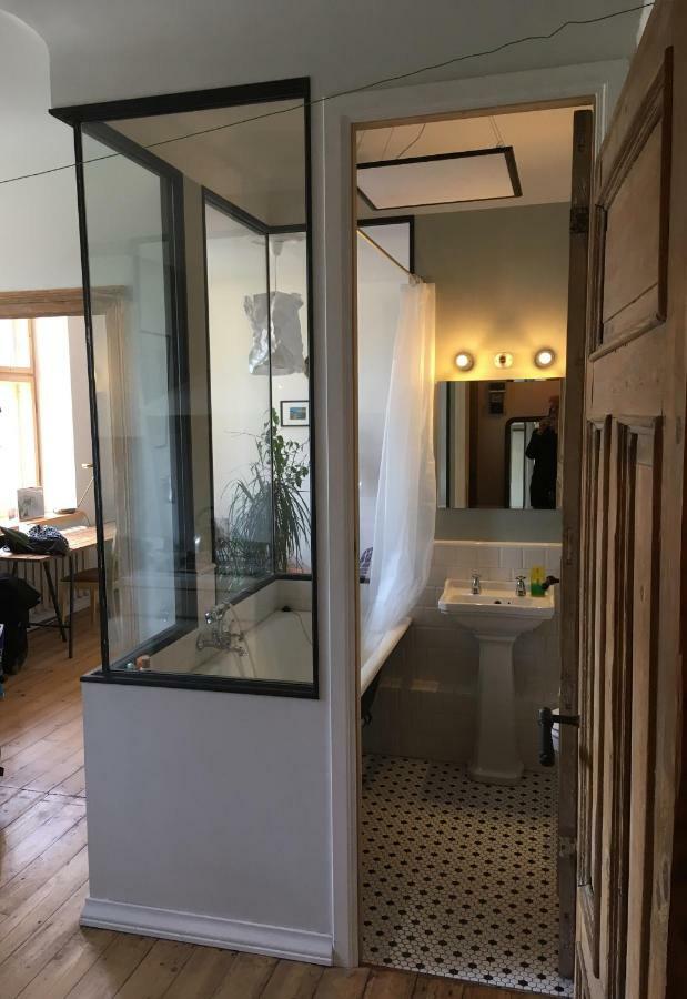 Sunrise Apartment In The Quiet Centre Riga Luaran gambar