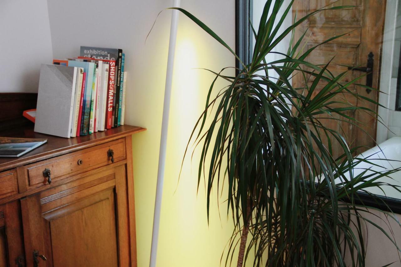 Sunrise Apartment In The Quiet Centre Riga Luaran gambar